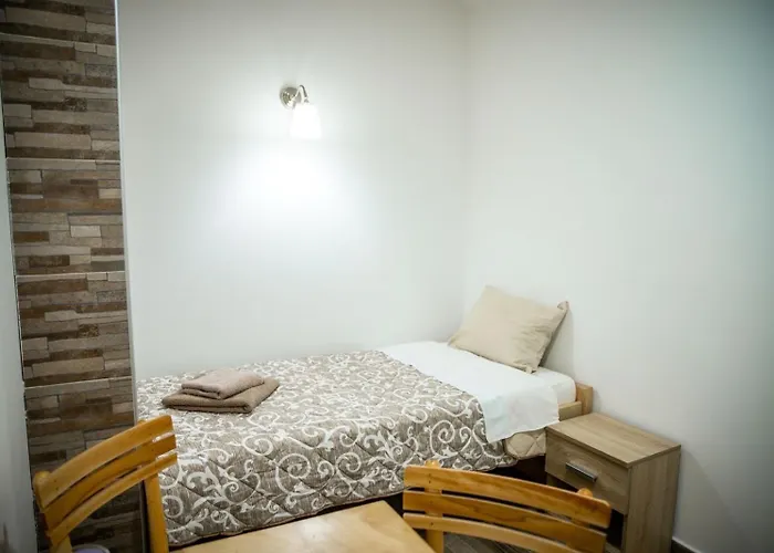 アパート Jelena ソンボル