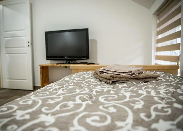 アパート Jelena ソンボル